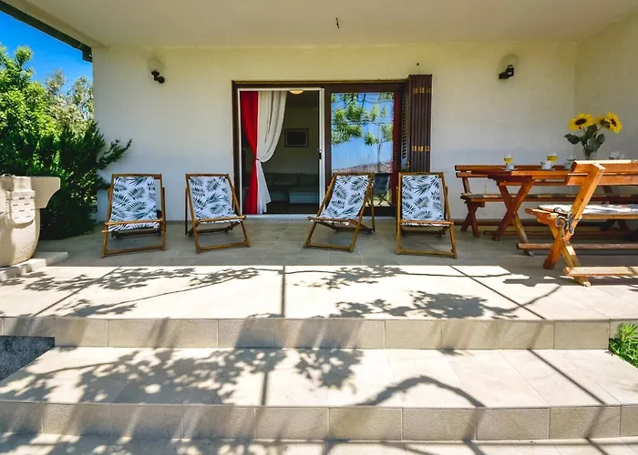 Mihotic By Interhome Murter