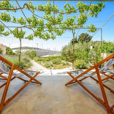 Holiday home Mihotic By Interhome *