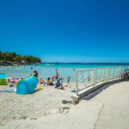 Mihotic By Interhome *