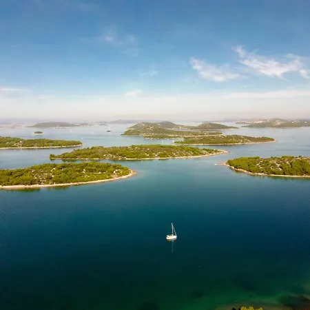 Mihotic By Interhome 度假居 穆泰尔岛